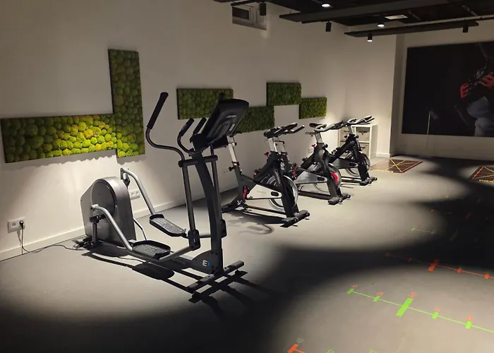 Business With Skyline View With Parking Space Frankfurt am Main